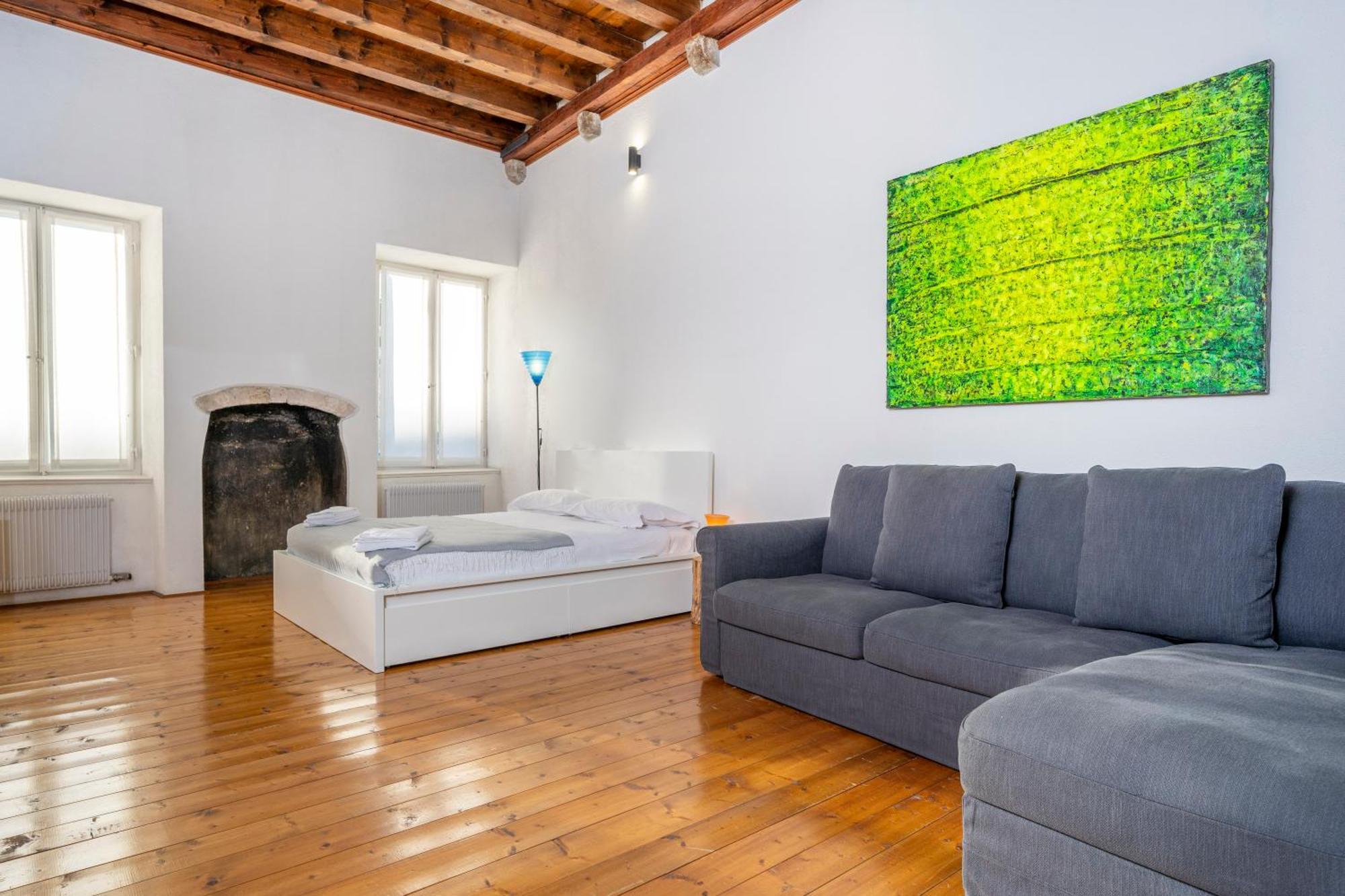 Vista Matteotti- Udine Center Apartment 외부 사진